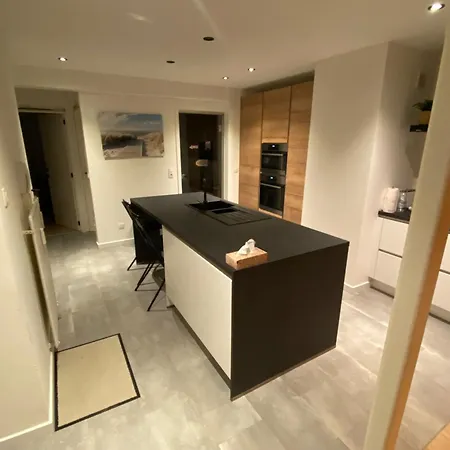 Apartman Spacious With Sea View *